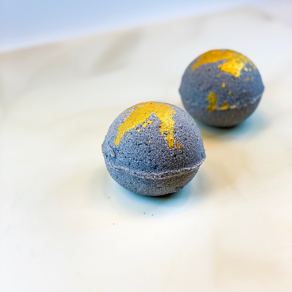 Handmade bath bomb// gift for him